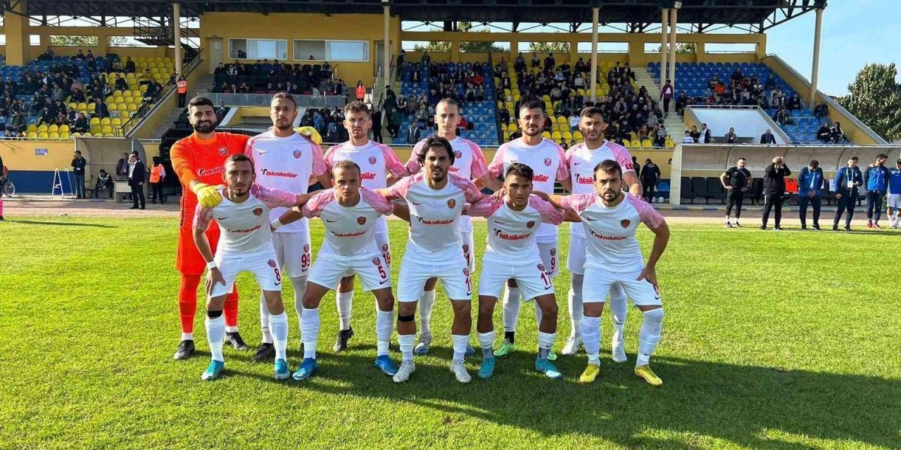 Kepez Belediyespor 3 puanla döndü