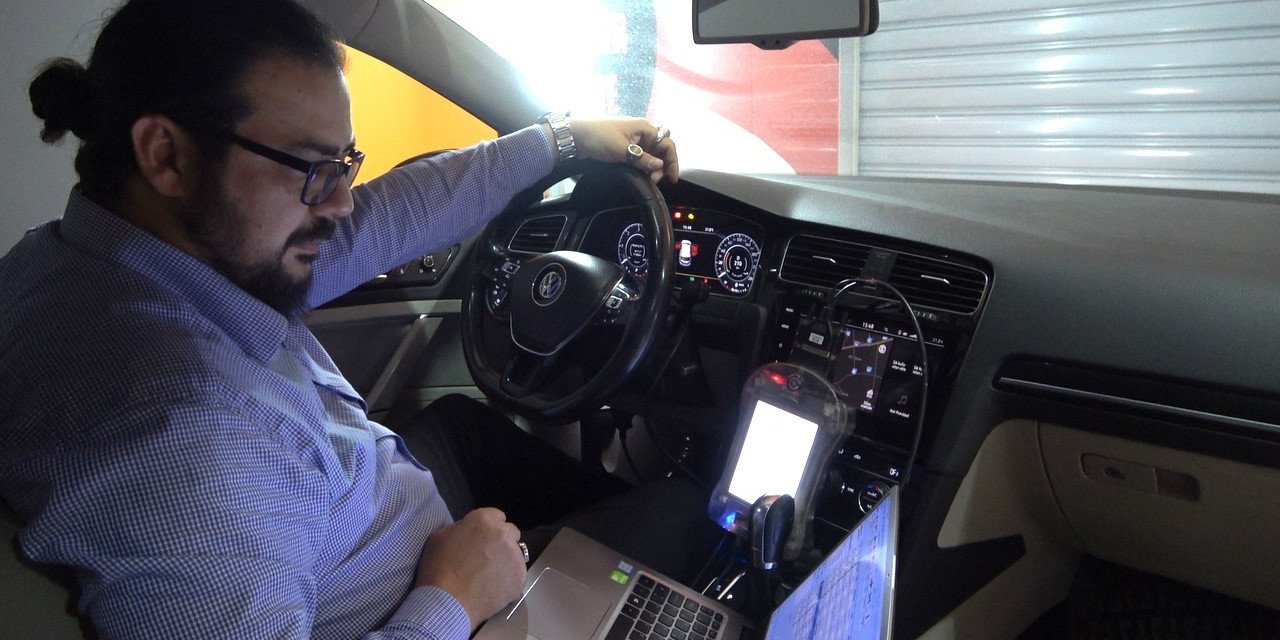 Sürücüler araç yazılımıyla daha mutlu