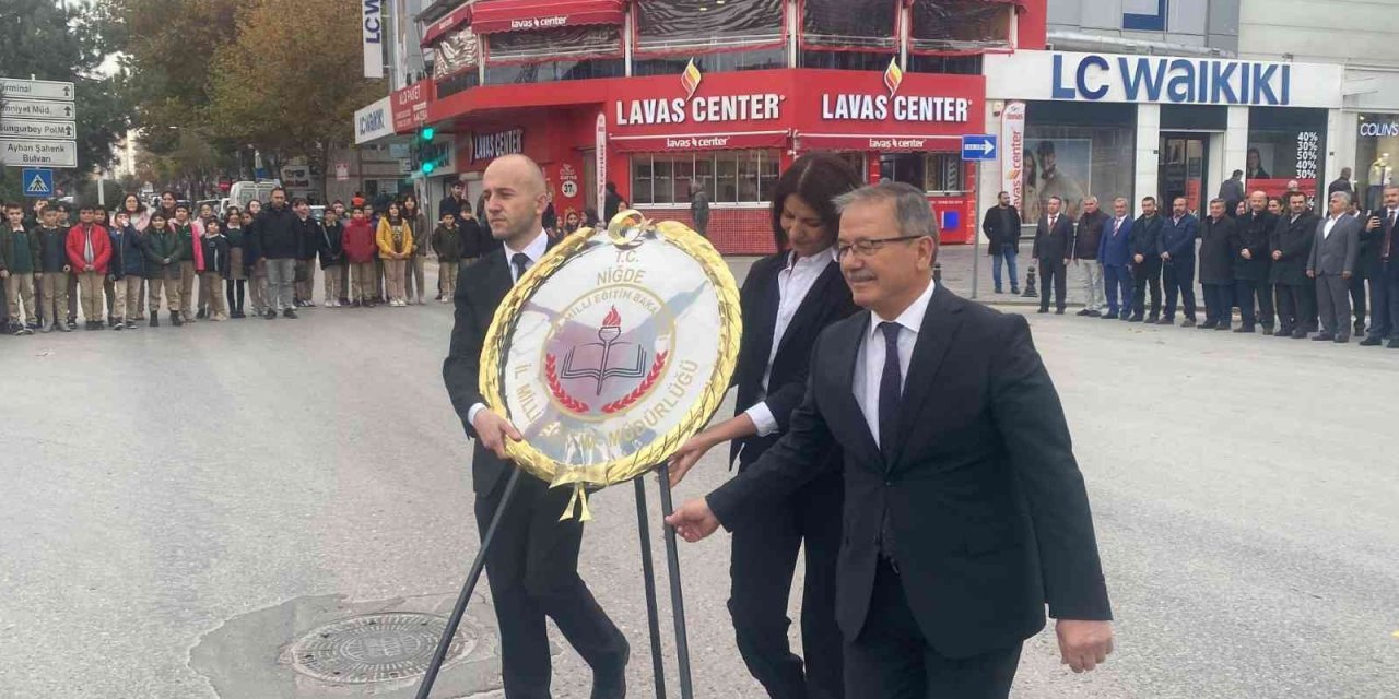 Öğretmenler Günü Kutlandı