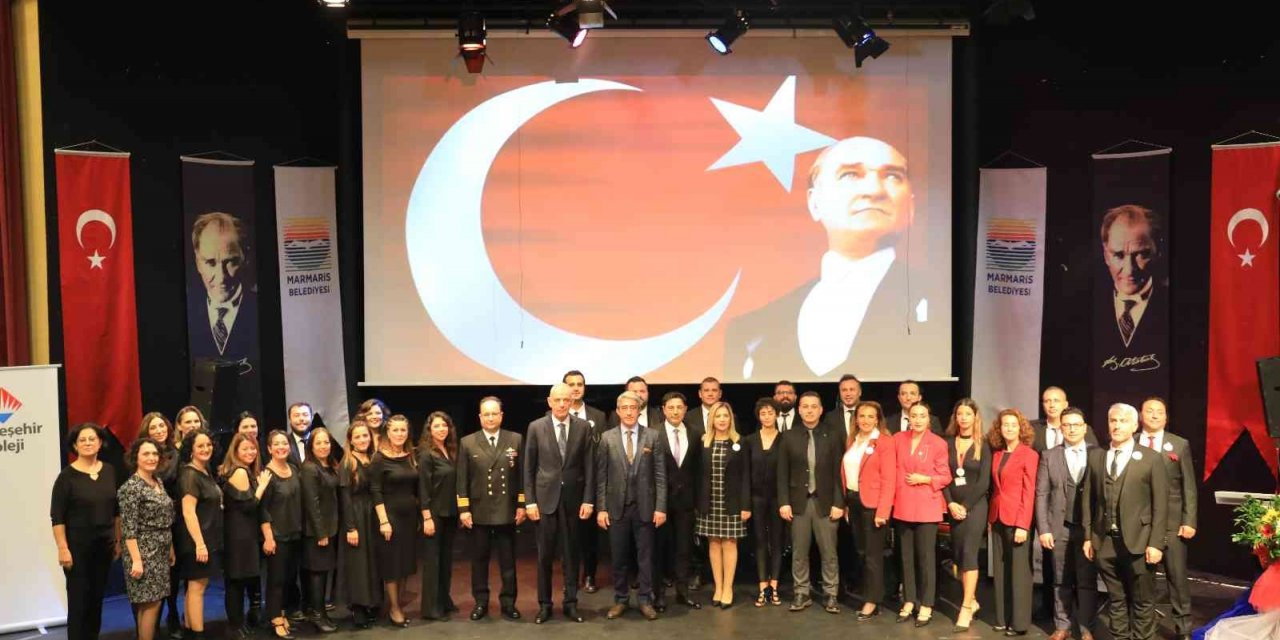 Marmaris’te Öğretmenler Günü düzenlenen törenle kutlandı