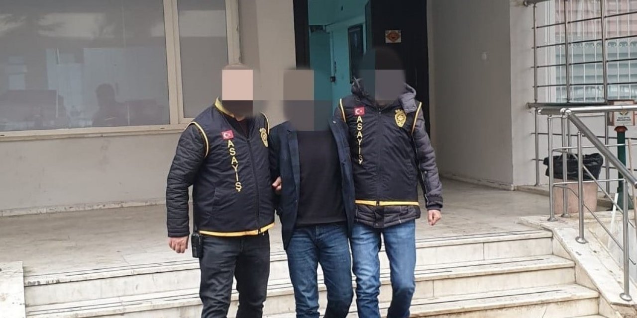 Hırsızlık zanları polisten kaçamadı