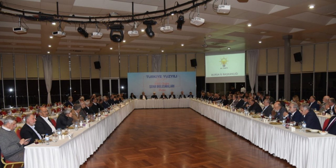 AK Parti’ye gönül verenler bir araya geldi
