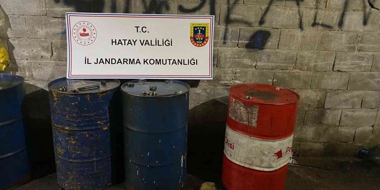 Hatay’da 2 bin 500 litre kaçak akaryakıt ele geçirildi