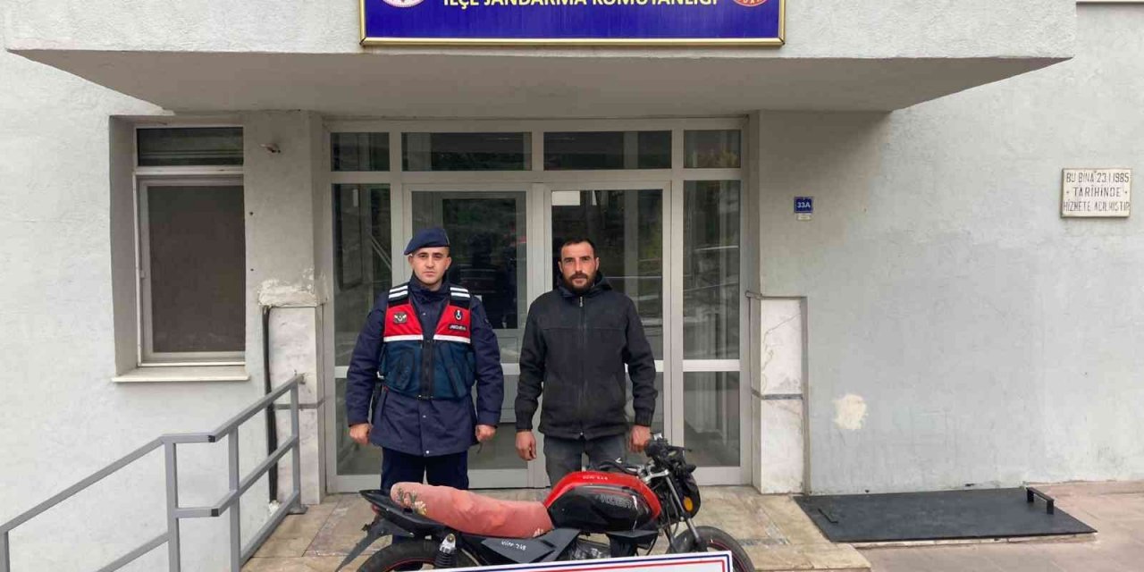 Çalınan motosiklet yediemin otoparkında bulundu
