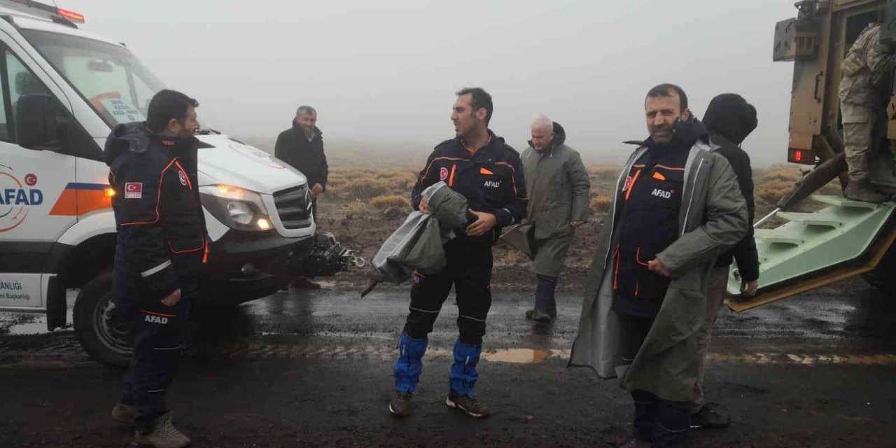 Kaybolan 13 yaşındaki çocuk, yoğun sis ve yağış altında aranıyor