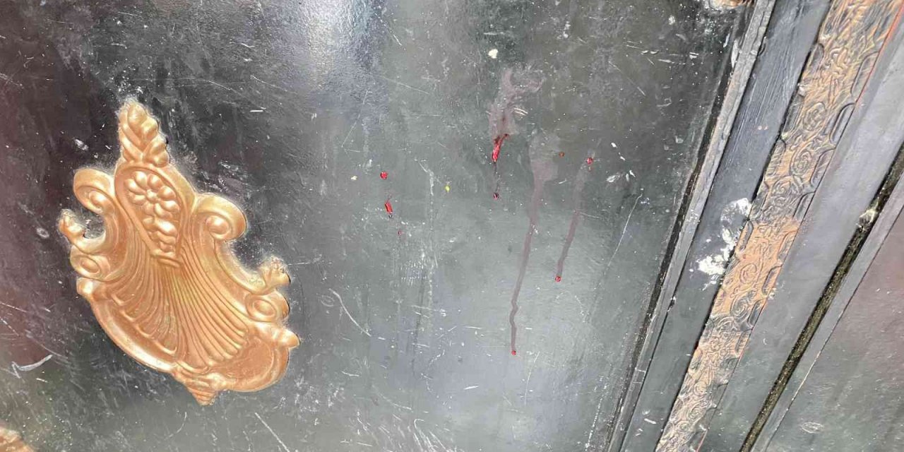 Diyarbakır’da boşanma aşamasındaki erkek, eşinin evine çıkıp bıçakladı