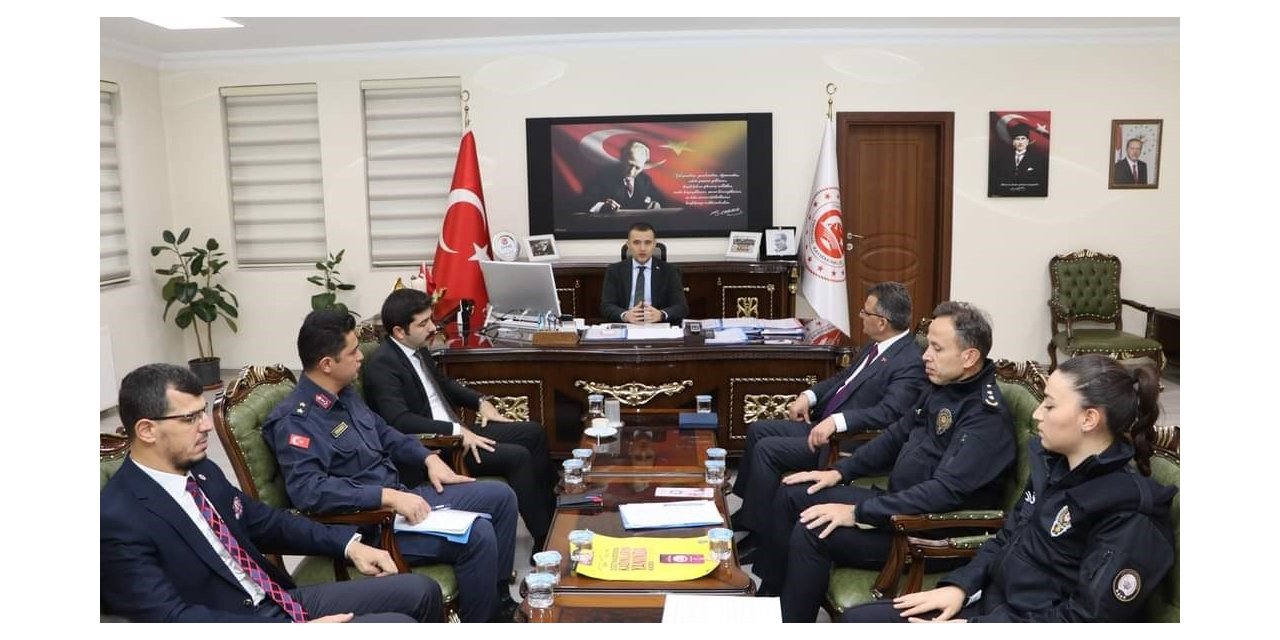 Kadına şiddetle mücadele masaya yatırıldı