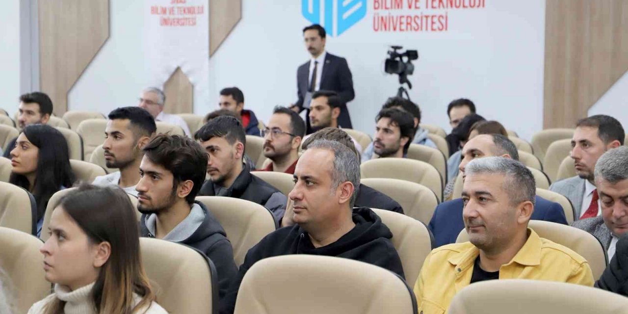 Üniversitede bu kez dersin konusu, “Kadına şiddet”