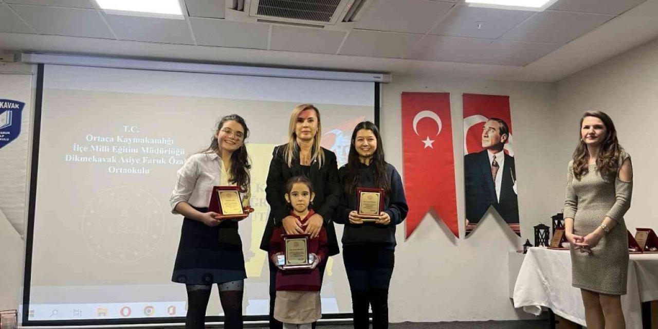 Ortaca’da 24 Kasım Öğretmenler Günü kutlaması