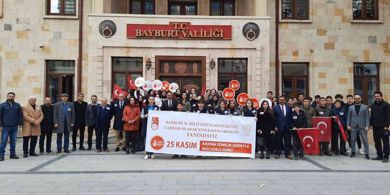 Kadına Şiddete Karşı Uluslararası Mücadele Gününde kadınlar unutulmadı