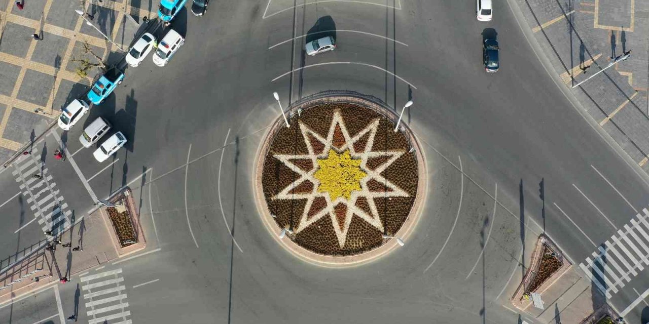 Büyükşehir, Peyzaj Çalışmaları İle Kent Estetiğini Artırıyor