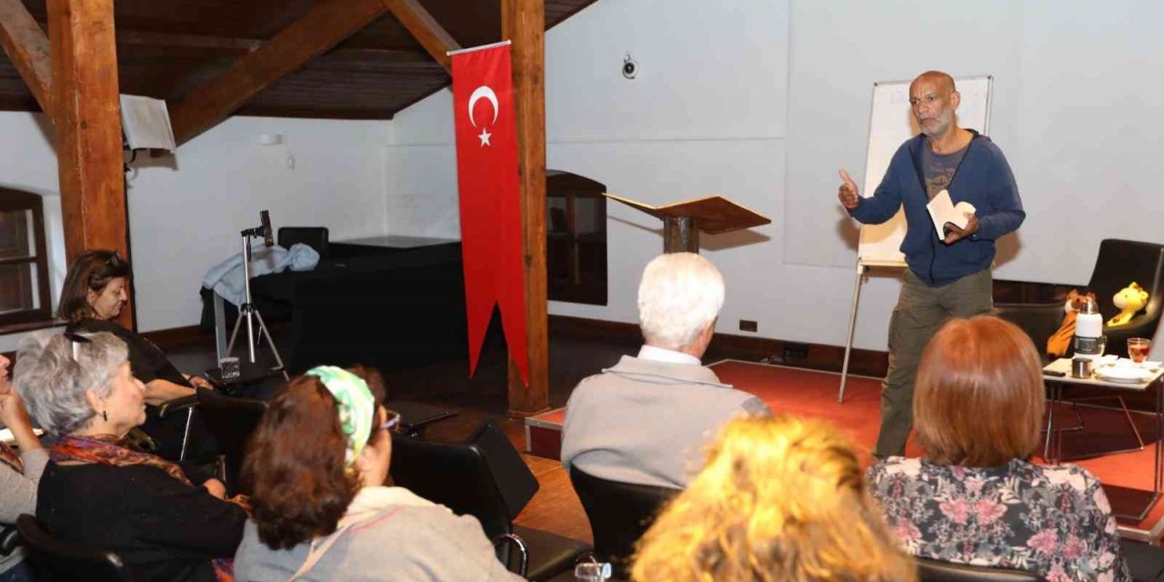 Selçuk’ta ‘Şiddetsiz İletişim Atölyesi’