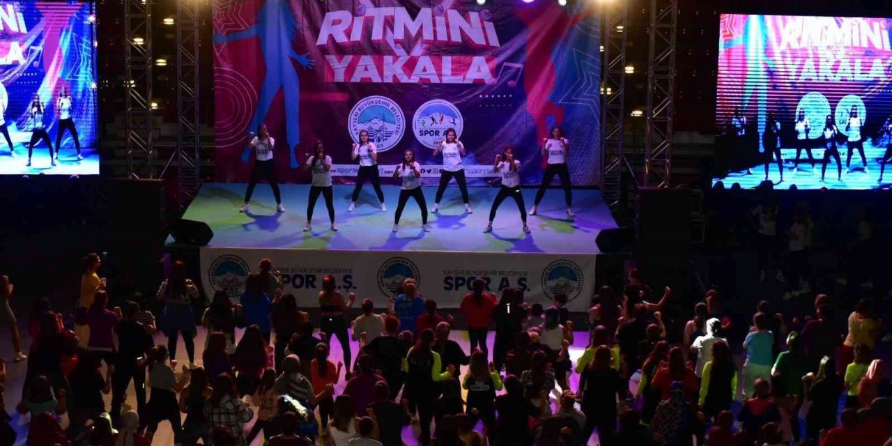 Büyükşehir SPOR A.Ş. ile yüzlerce kadın ritmi yakaladı