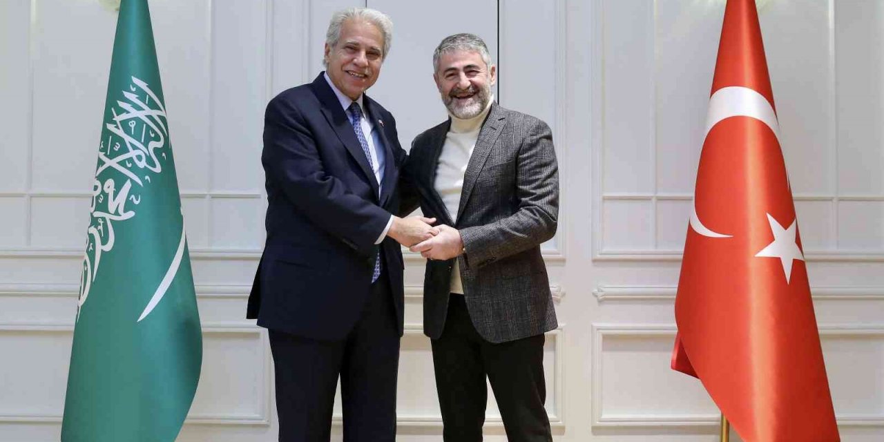 Bakan Nebati, Suudi Arabistan Ticaret Bakanı Al Qasabi ile bir araya geldi