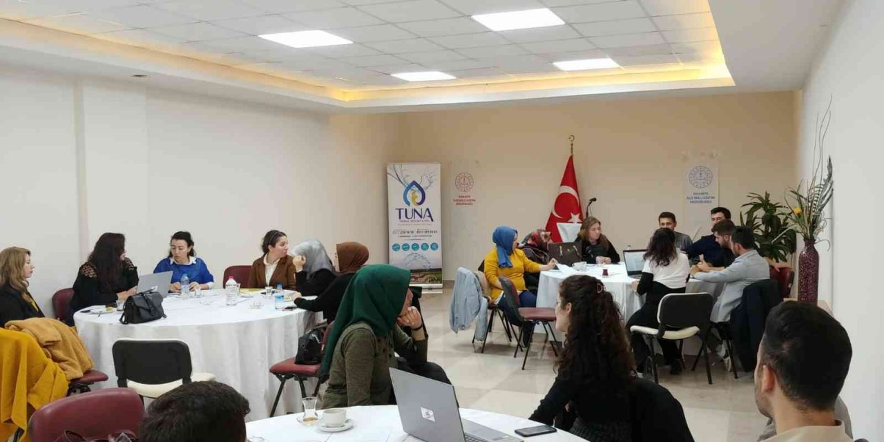 İhsaniye’de 2. eğitim çalıştayı gerçekleştirildi