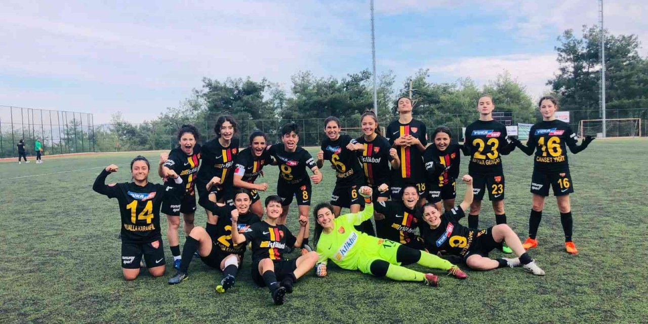 Kadınlar 1. Lig: Horozkentspor: 0 -Yukatel Kayseri Kadın FK: 1