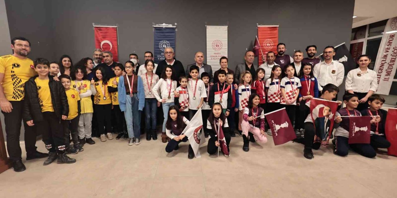 Denizli’de 205 sporcu il birincisi olmak için hamle yaptı