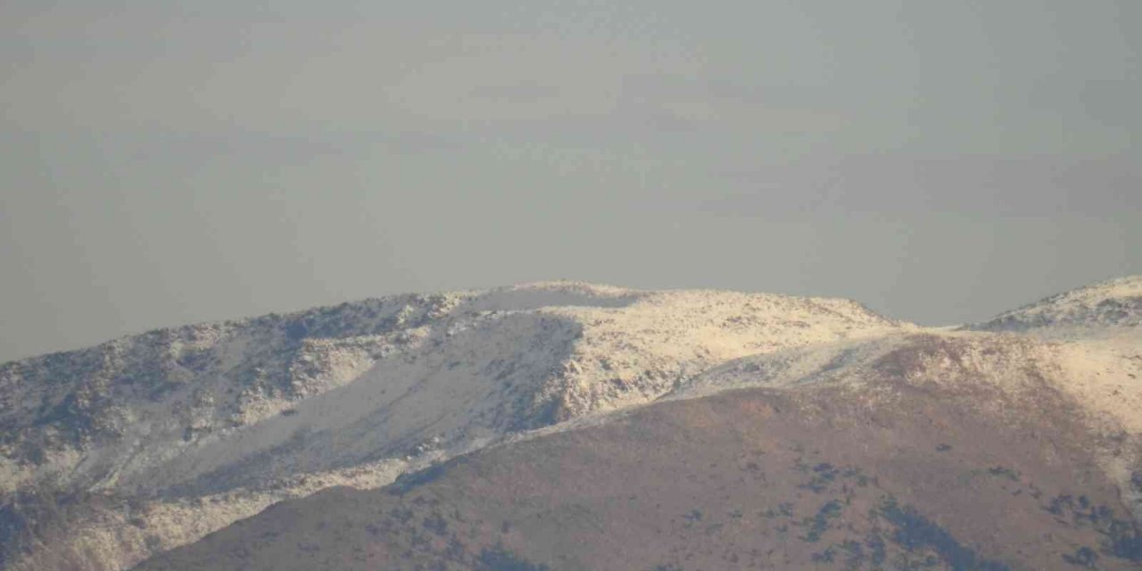 Muğla’ya yılın ilk karı düştü