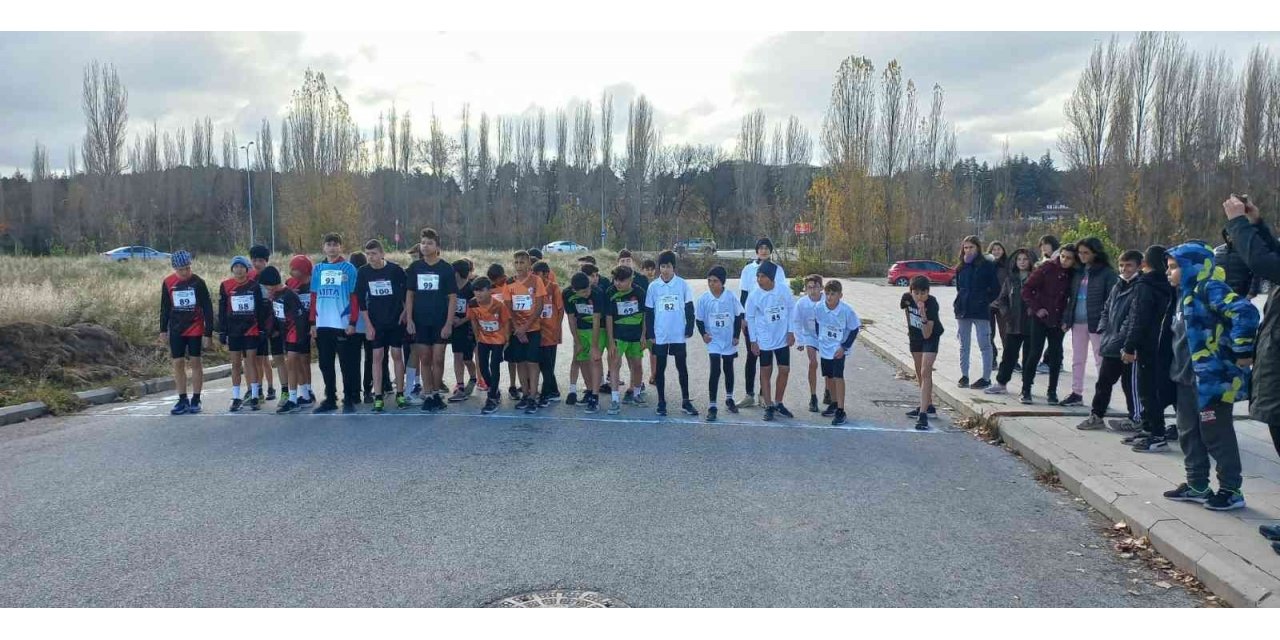 Okul Sporları Kros müsabakaları sona erdi