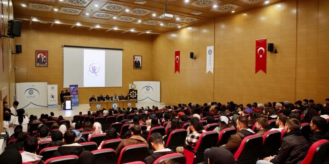 ’Madde Bağımlılığı’ konusunda söz Bayburt Üniversitesi gençlerindeydi