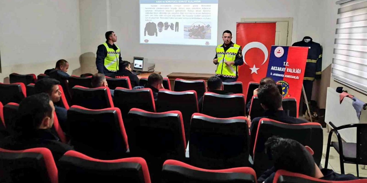 Trafik jandarmadan itfaiyeye trafik eğitimi