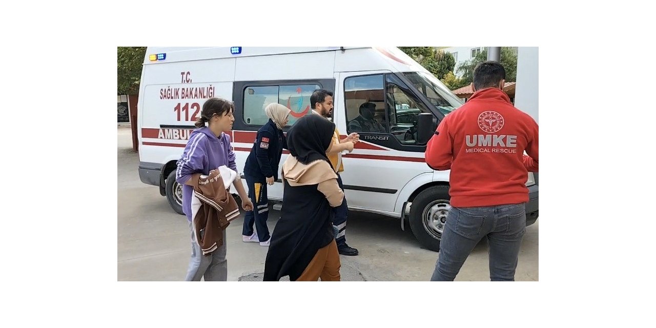 Osmaniye’de 23 öğrenci gıda zehirlenmesi şüphesiyle hastaneye kaldırıldı