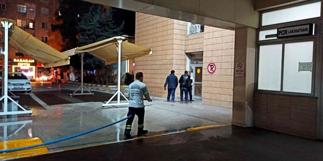 Akdeniz ilçesinde günde 400 ton çöp toplanıyor