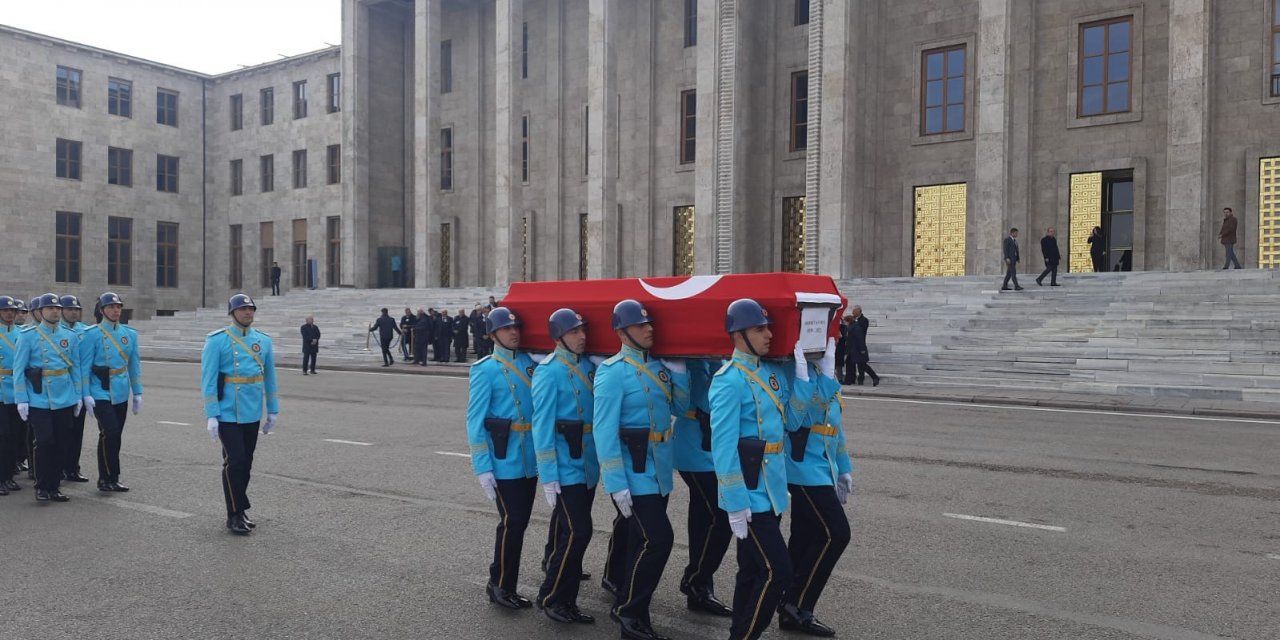 15’inci Dönem Hatay Milletvekili Mehmet Sönmez için TBMM’de cenaze töreni düzenlendi
