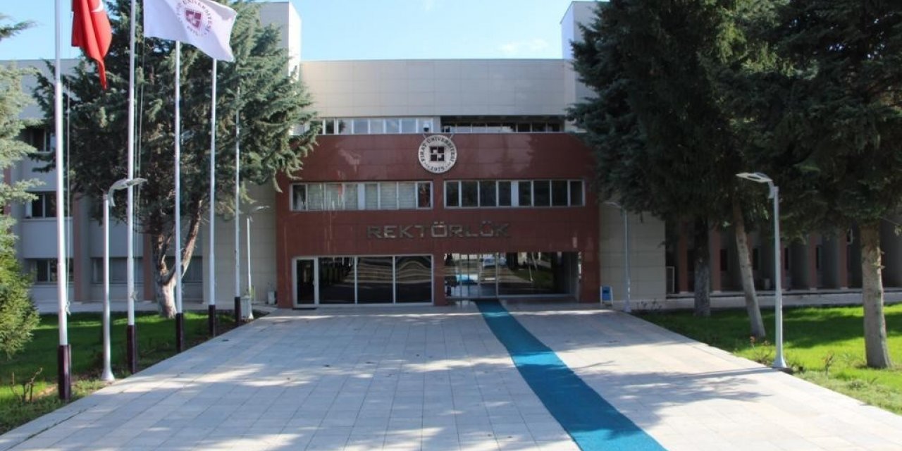 FÜ, başarı sıralamasını iki basamak daha yükseltti