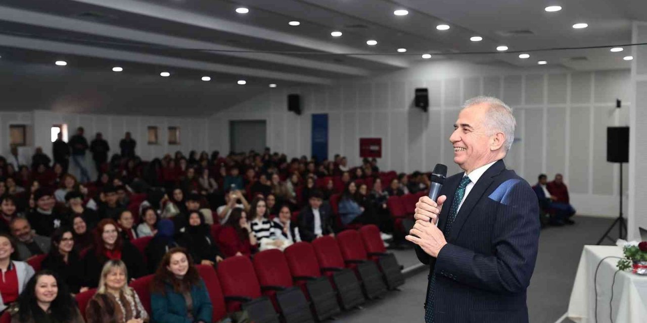 Türkiye’nin önde gelen isimleri gençlerle buluşuyor