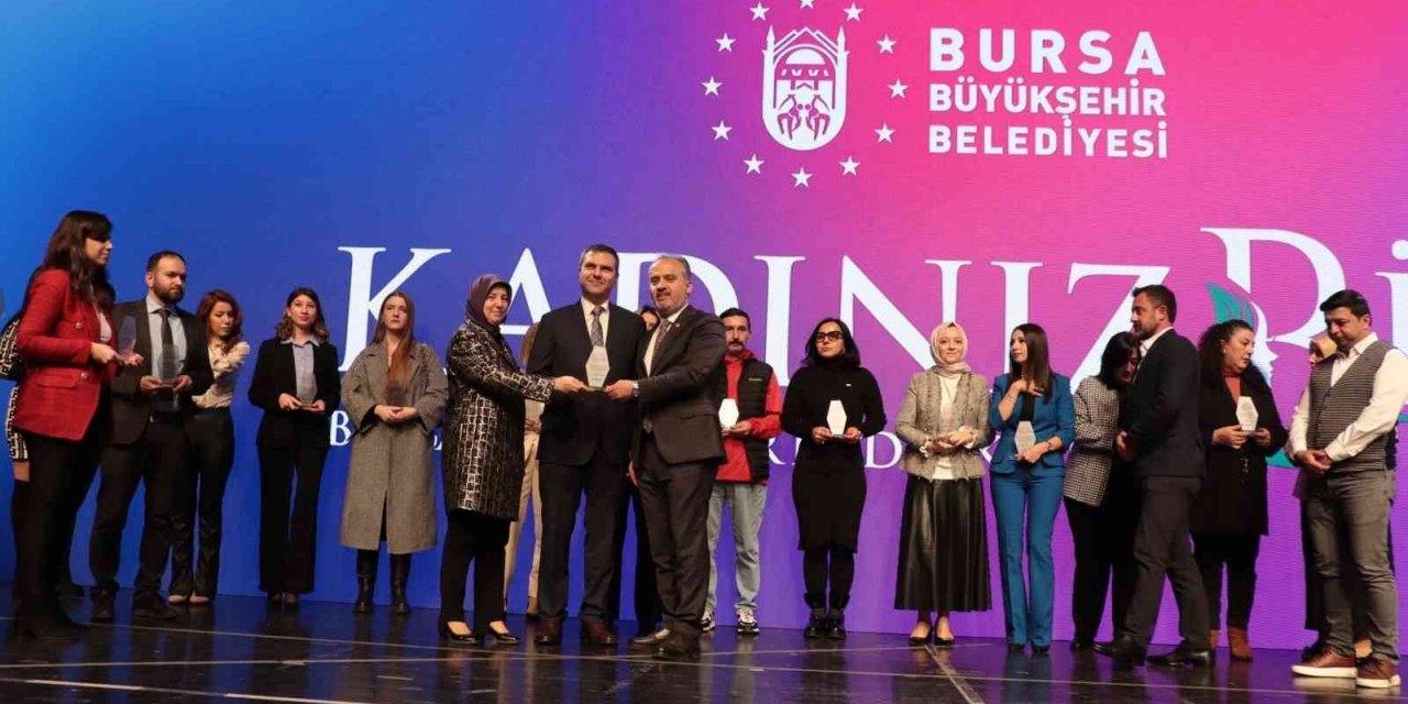 Sağlık çalışanları da ’kadın kulübü’ne destek oldu