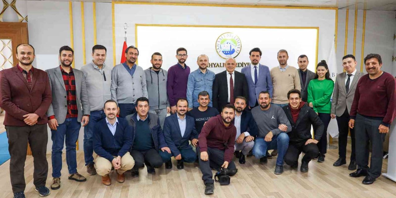 Yahyalı Belediyesi sözleşmeli personellerinden teşekkür ziyareti