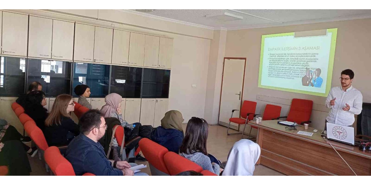 Hasta hakları birim sorumlularına eğitim verildi