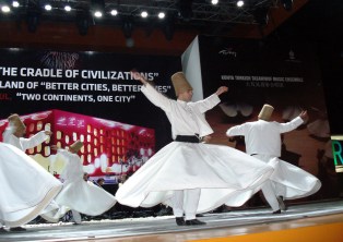 Çinliler semazenlere hayran kaldı