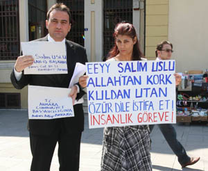 Salim Uslu'ya suç duyurusu
