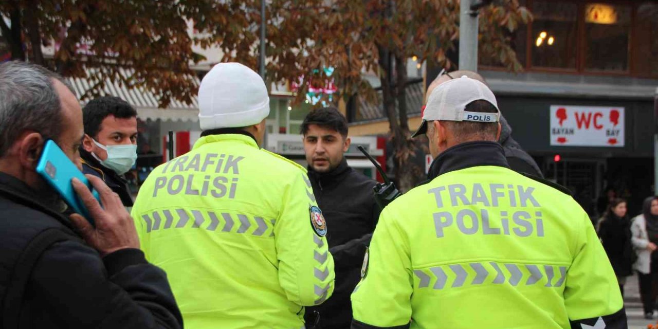 Bilecik’te otomobilin çarptığı yaya yaralandı