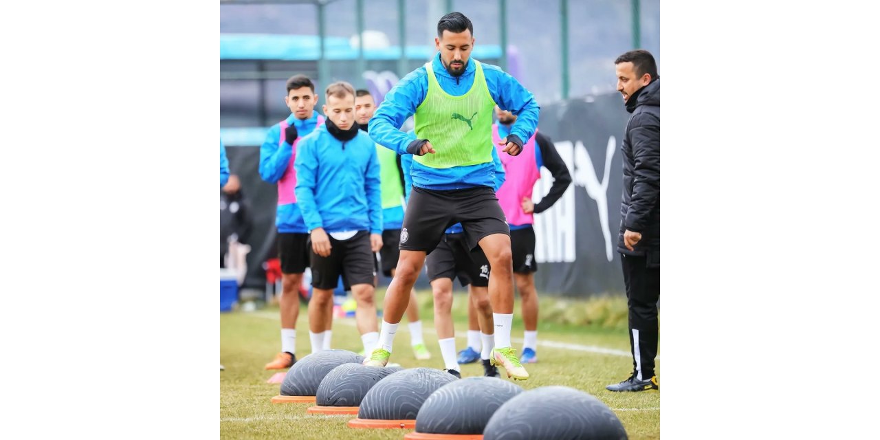 Afyonspor, Arnavutköy Belediyespor maçı hazırlıklarına başladı