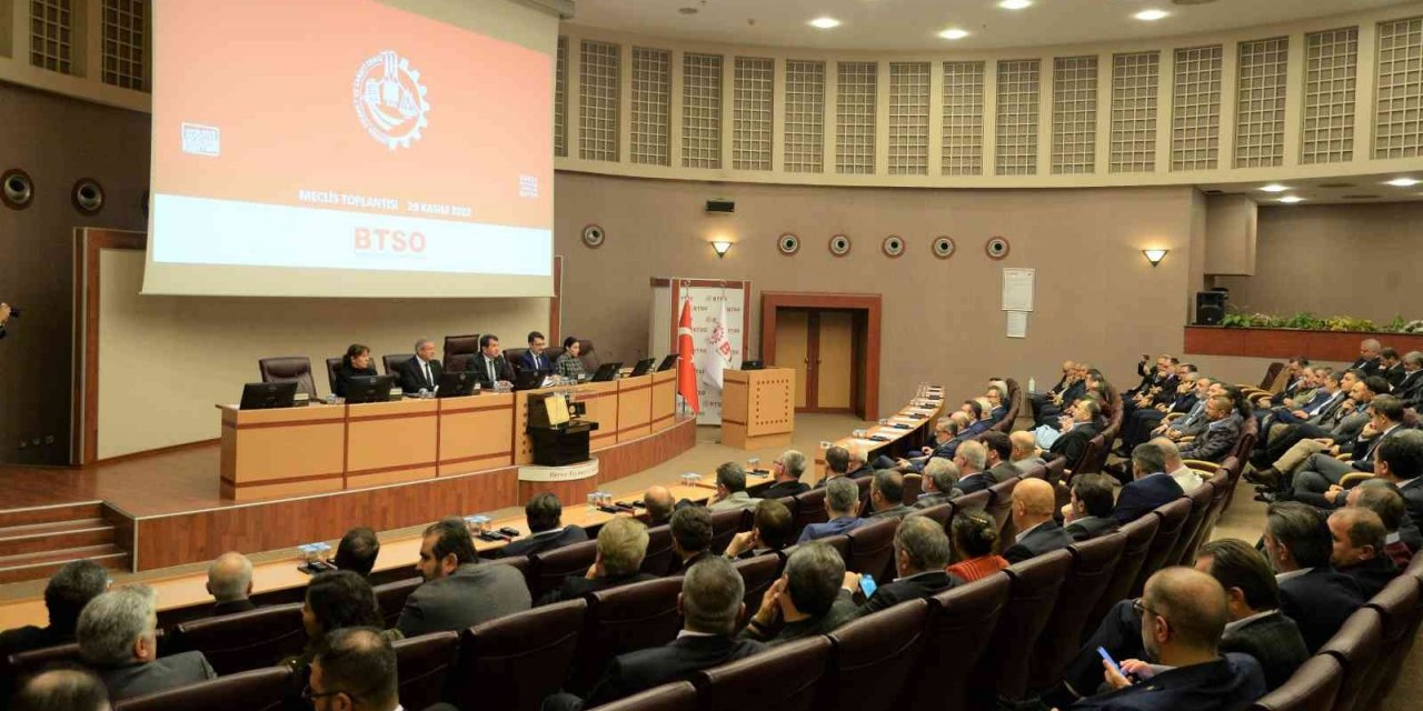 İbrahim Burkay: “Bursa üretim ve ihracatçı kimliğini korumak zorunda”