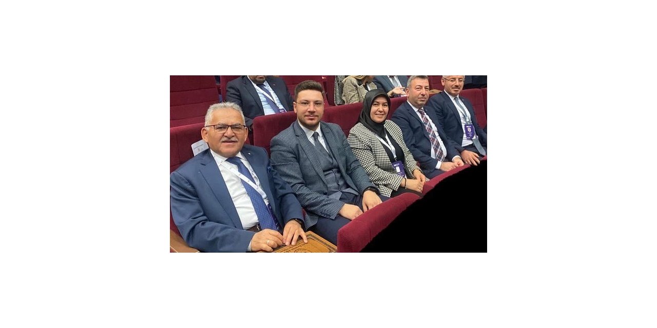 Başkan Büyükkılıç, AK Parti Genişletilmiş İl Başkanları Toplantısı’na katıldı