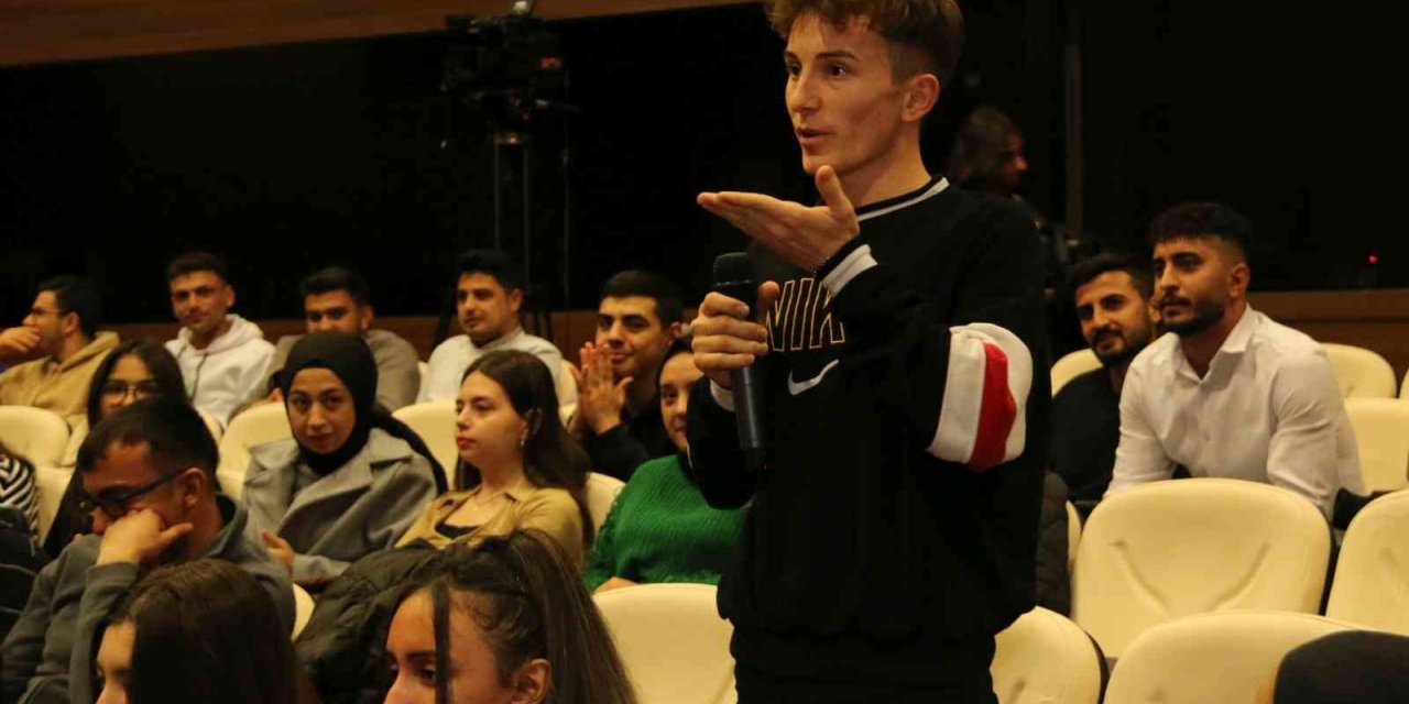 NEVÜ’den "29 Kasım Dünya Tıbbi Sekreterler Günü" etkinliği