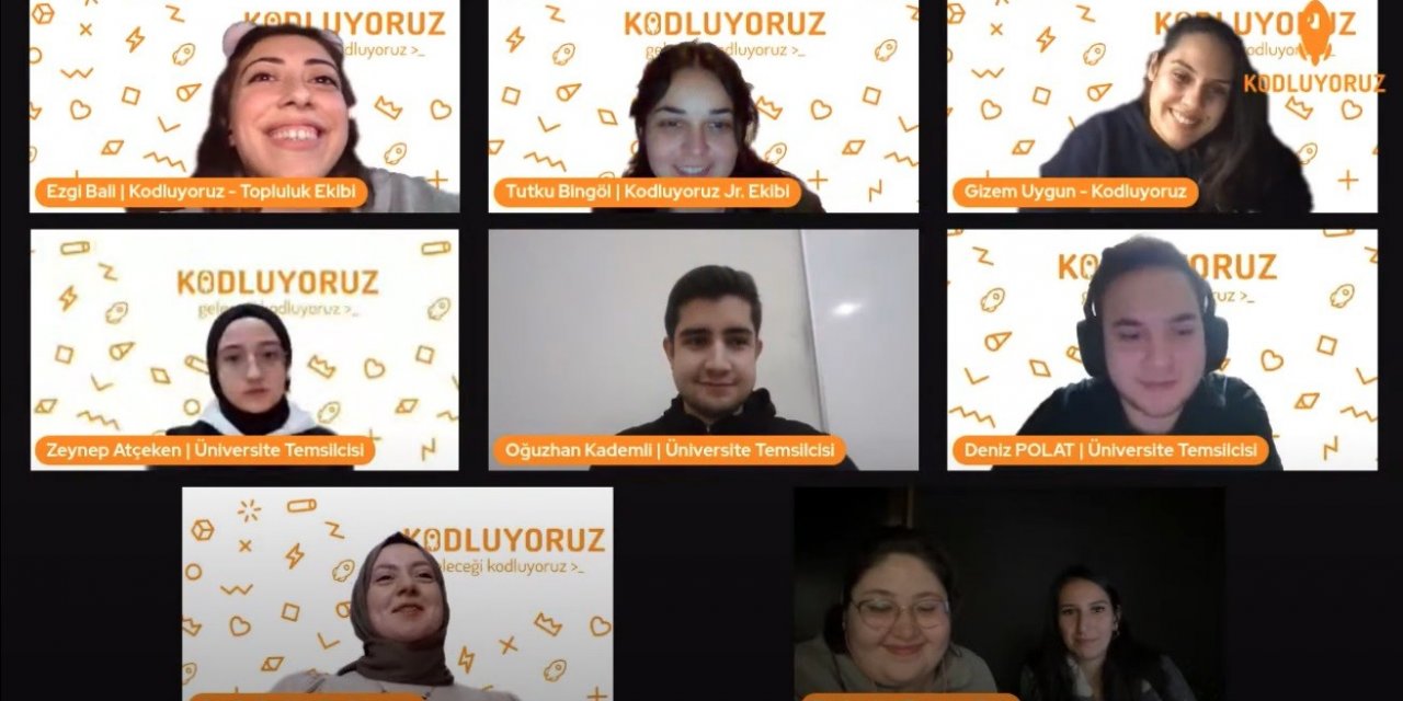 Üniversite yazılım programı başarıyla tamamlandı