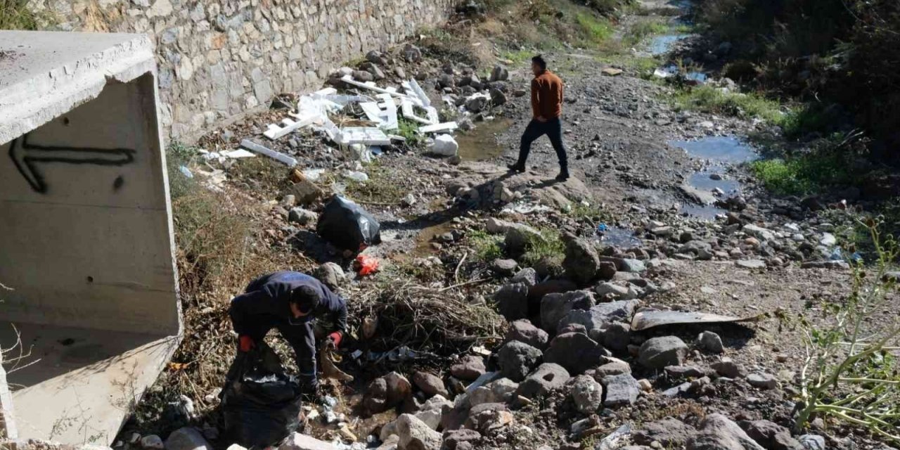 Atıkların sahibi faturadan tespit edildi