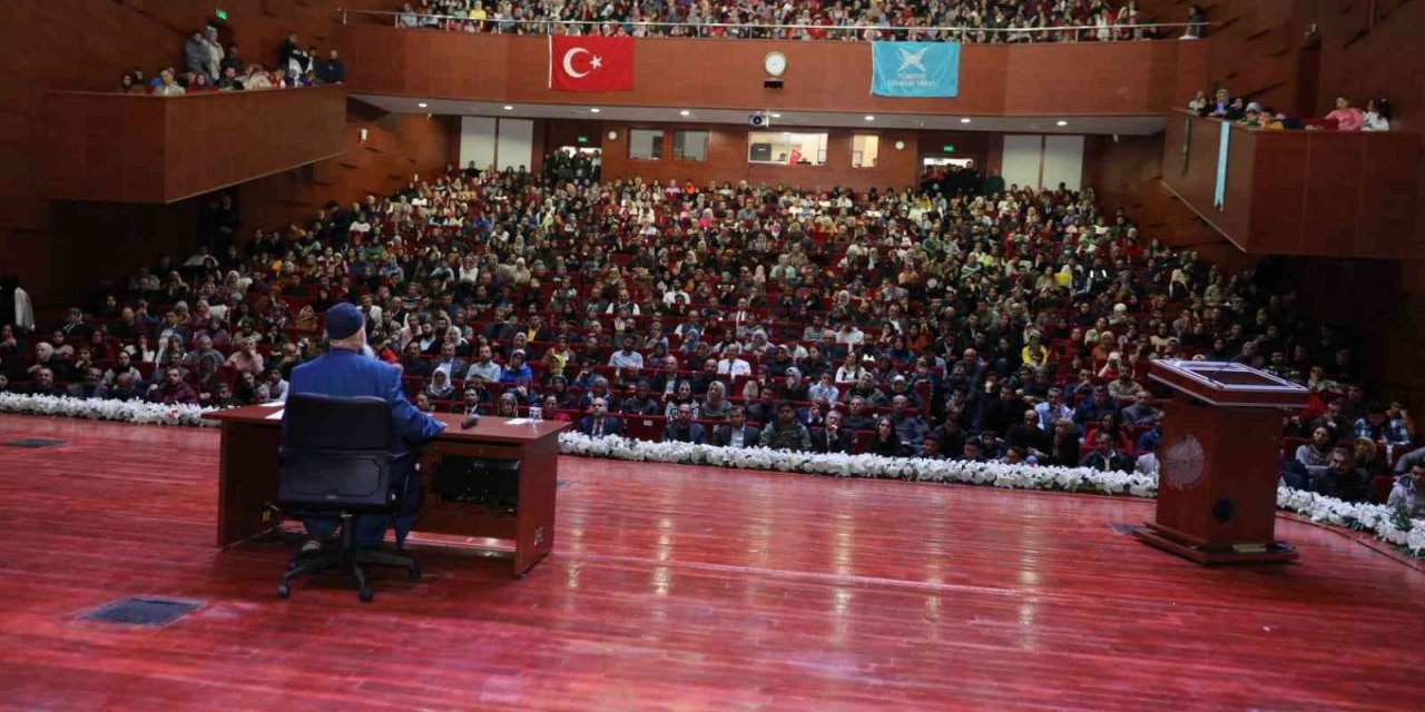 Niğde’de ’Kalbin Reçetesi’ konferansı gerçekleştirildi