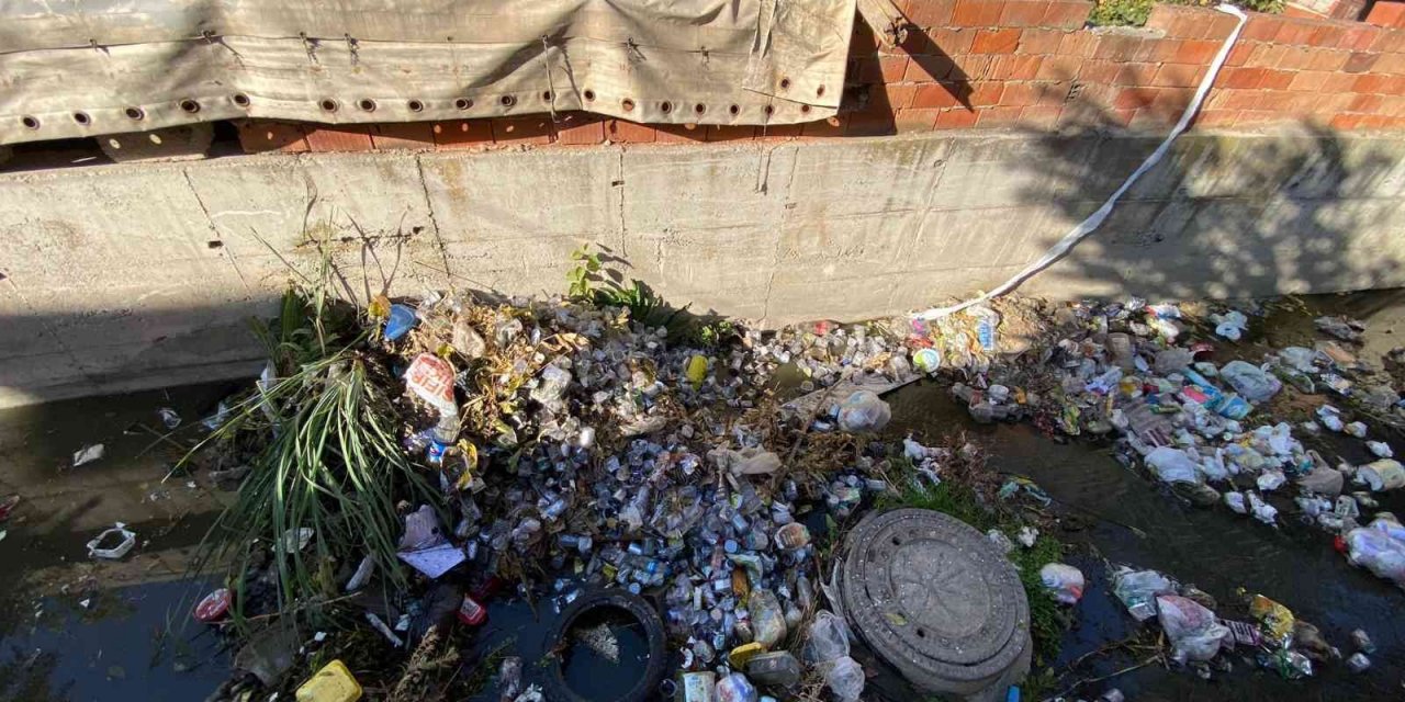 MASKİ: “Dere yataklarını çöplük olarak kullanmayın”