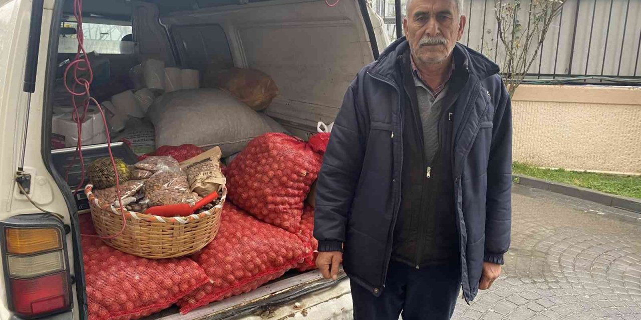 Hırsızlar yaşlı vatandaşın pazarda satmak için krediyle aldığı cevizlerini çaldı