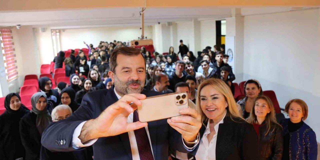 Başkan Işık: "Çocuklarımıza akran zorbalığından korunma gücünü aşılamalıyız"