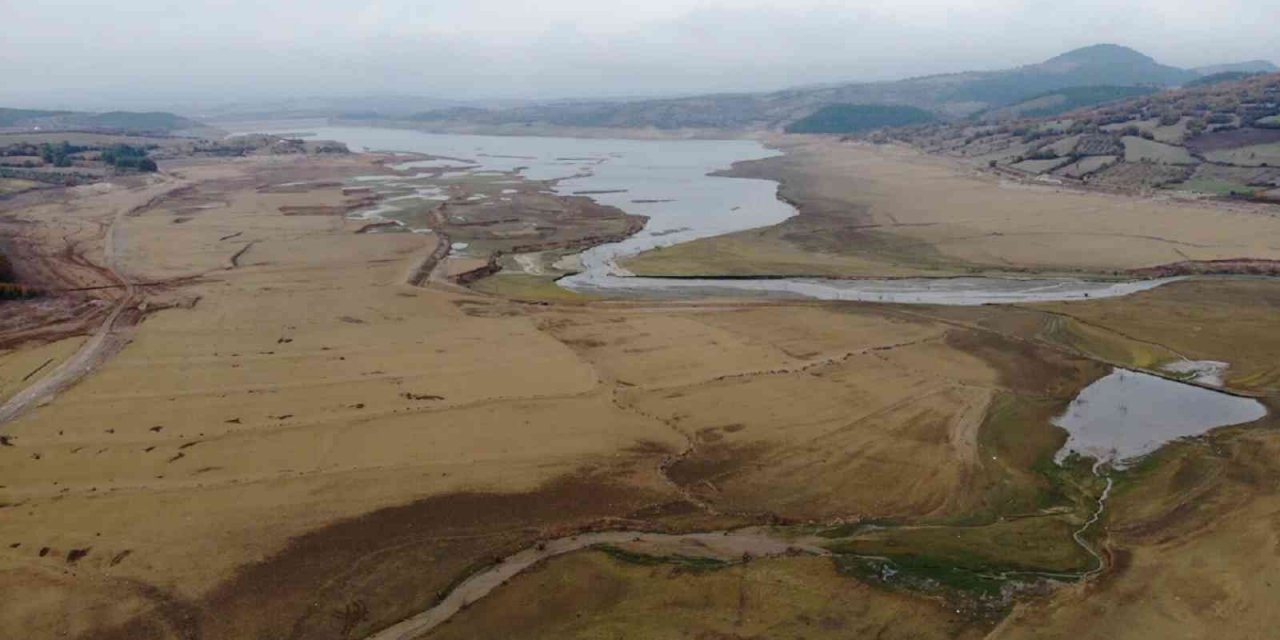 Bayramiç Barajı kuruma noktasına geldi