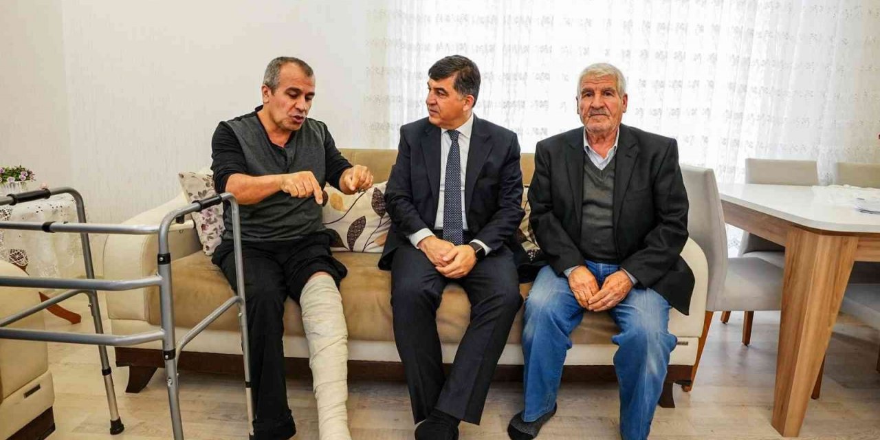 Fadıloğlu, taburcu olan Ökkeş Koç’u ziyaret etti