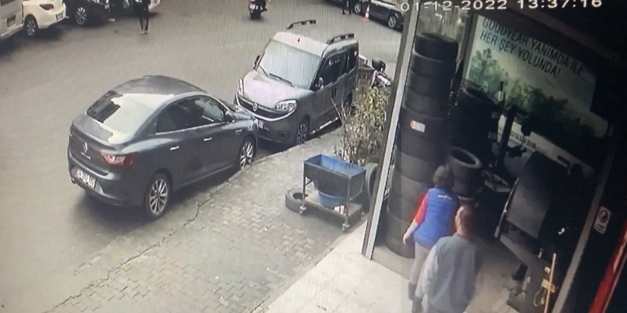 Şişli’de motosikletteki 2 kişiye silahlı saldırı: Olay anı kameraya yansıdı