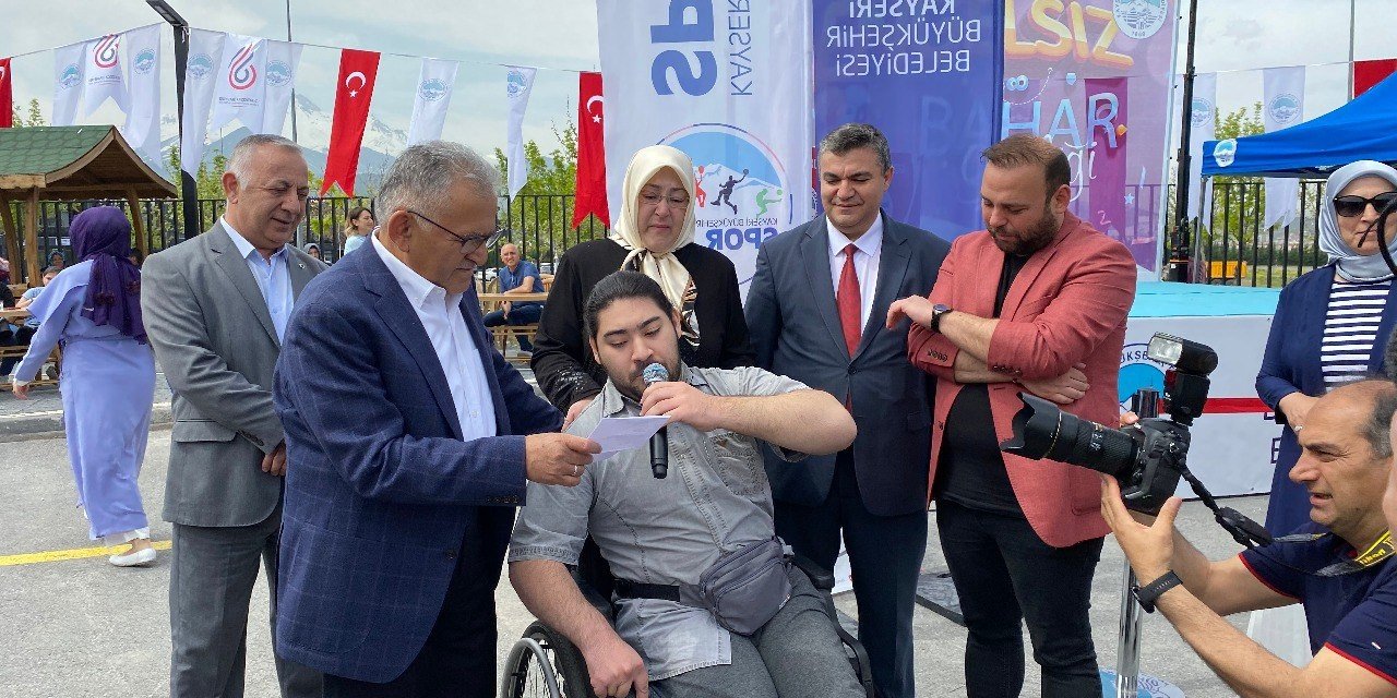 Başkan Büyükkılıç’tan 3 Aralık Dünya Engelliler Günü Mesajı